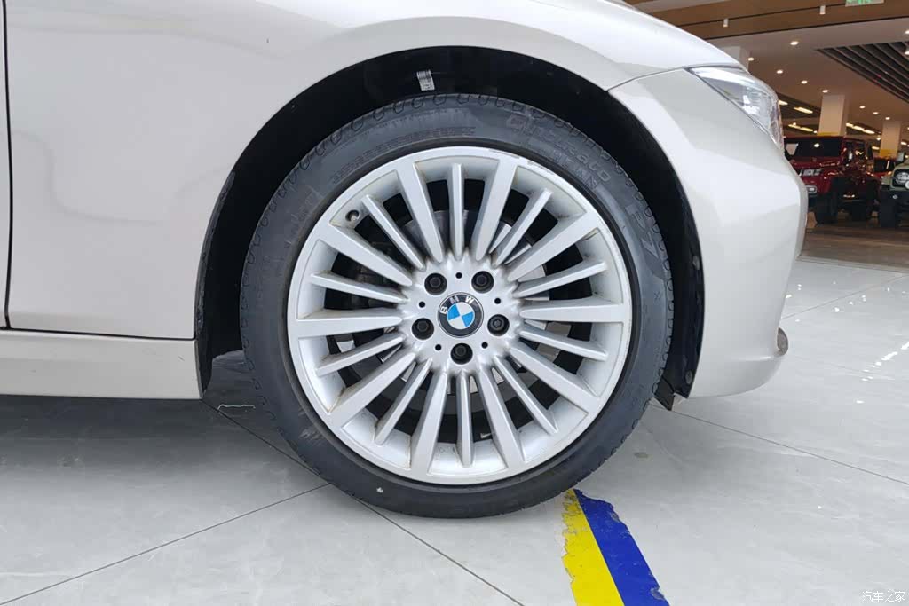 BMW 3 Series, 2018 6