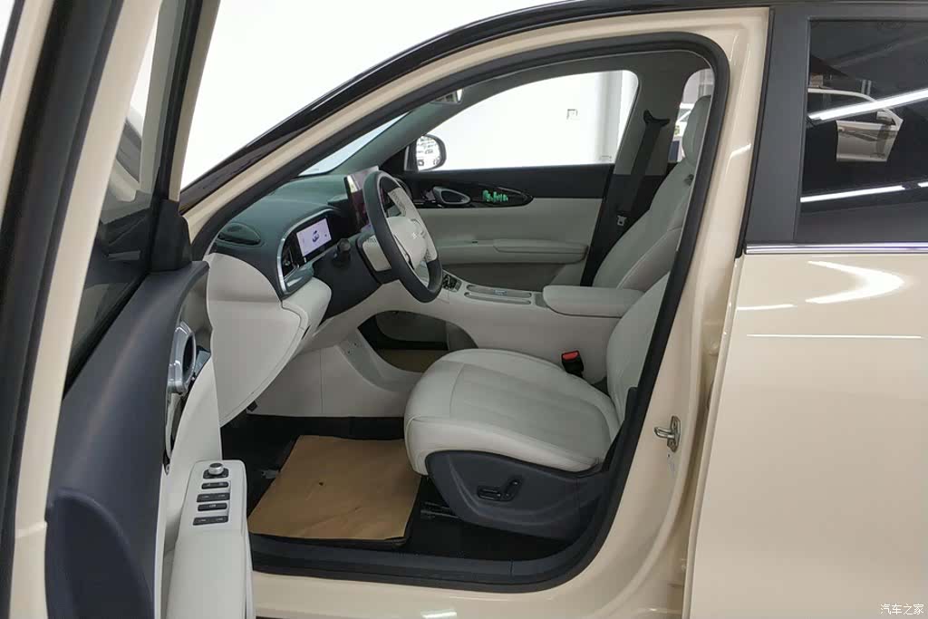 Geely Xingyuan, 2025 9