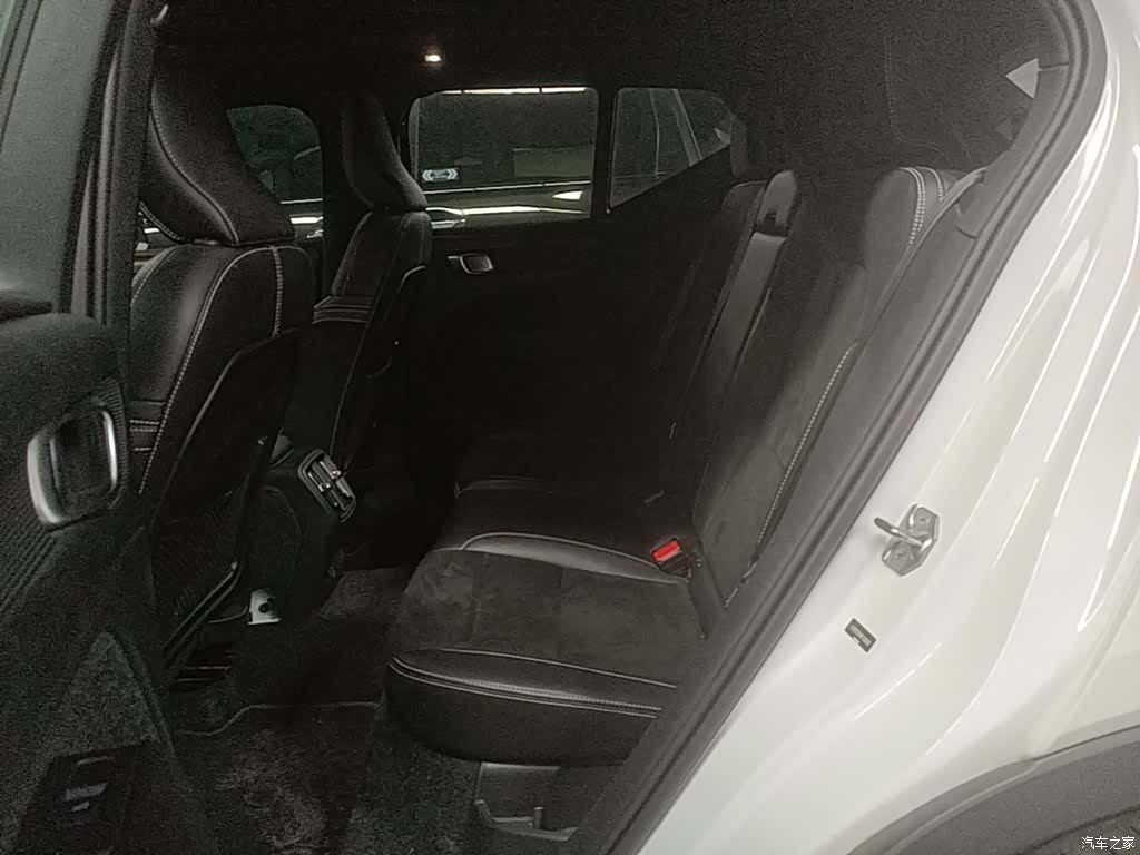 Volvo XC40, 2021 13