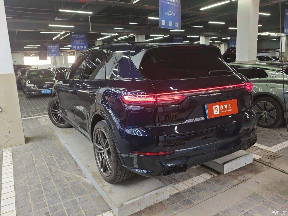 Porsche Cayenne, 2022 6