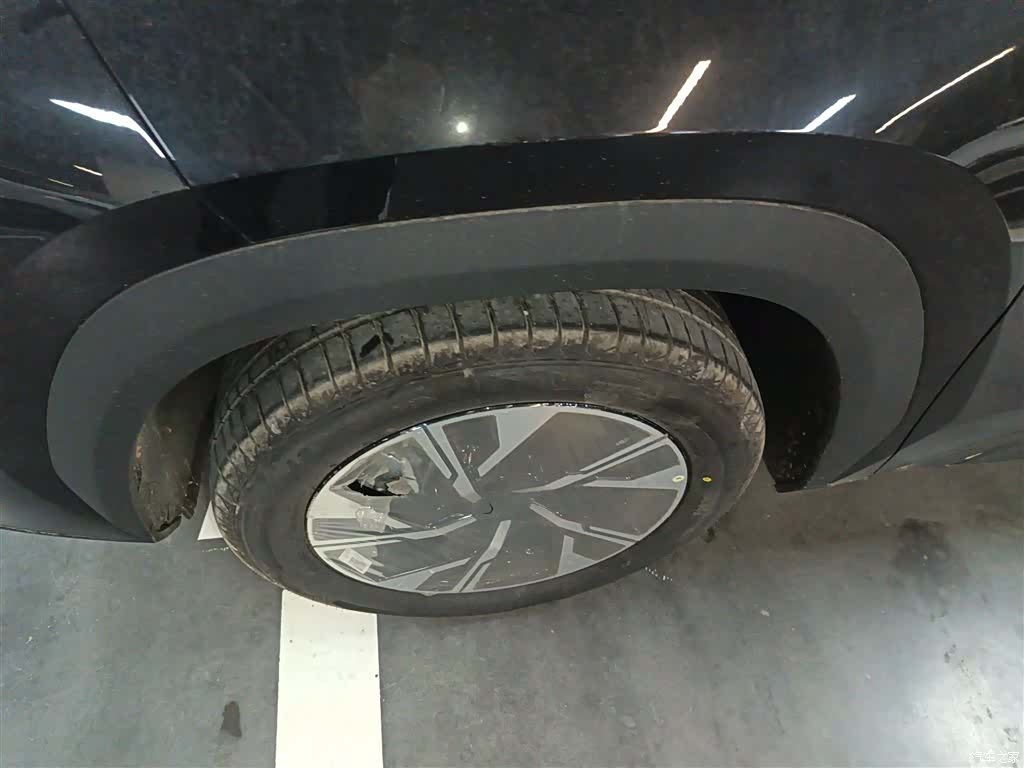 Geely Boyue, 2026 25