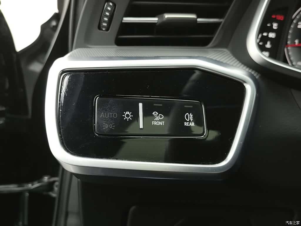 Audi A6L, 2023 21