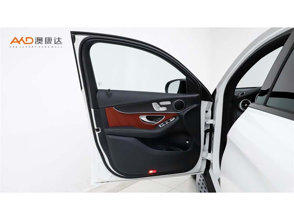 Mercedes-Benz GLC, 2023 10