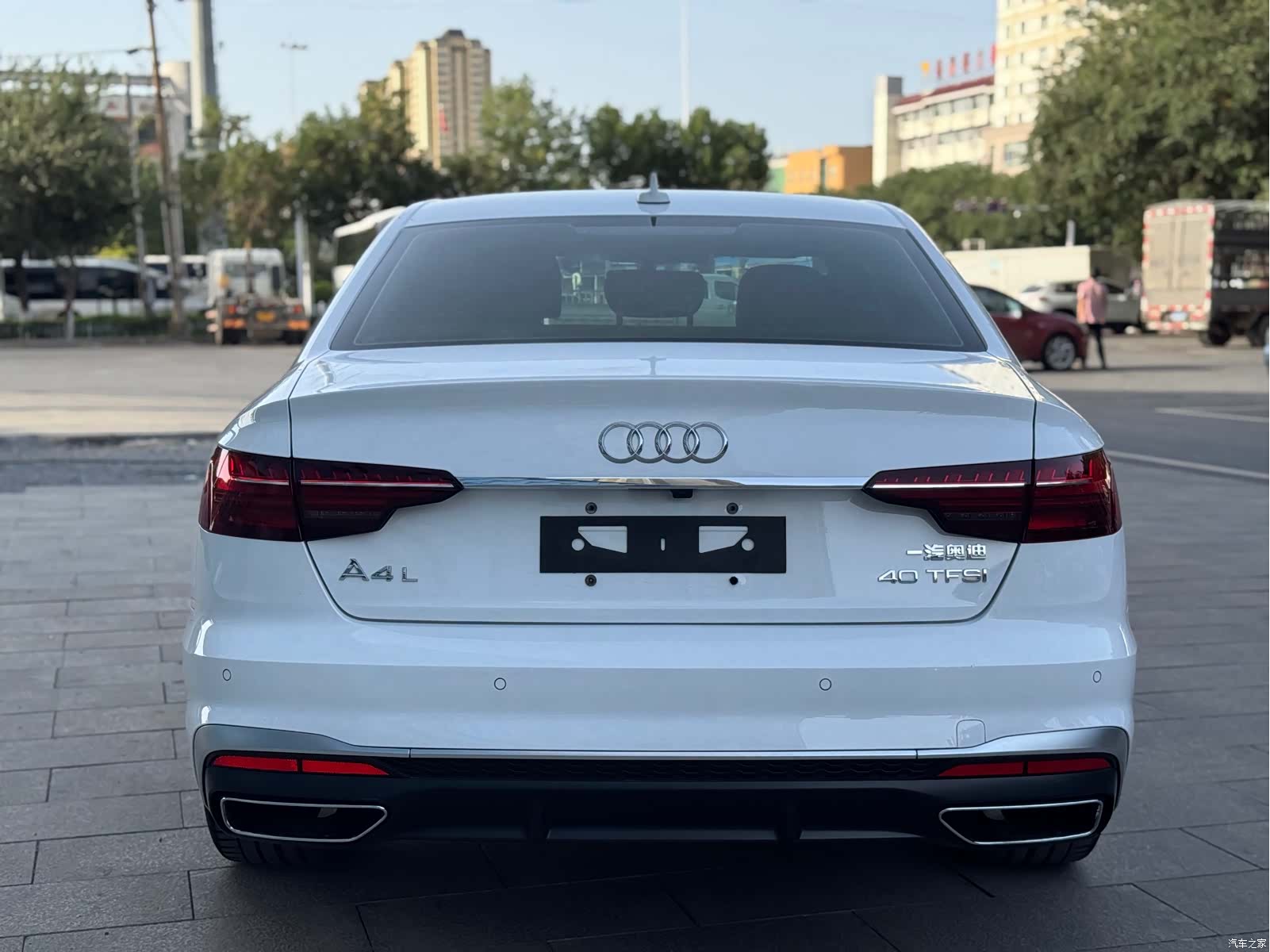 Audi A4L, 2022 11