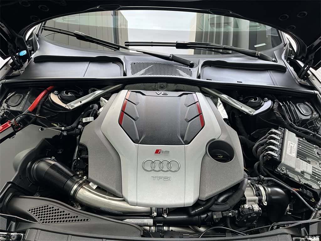 Audi RS, 2024 8
