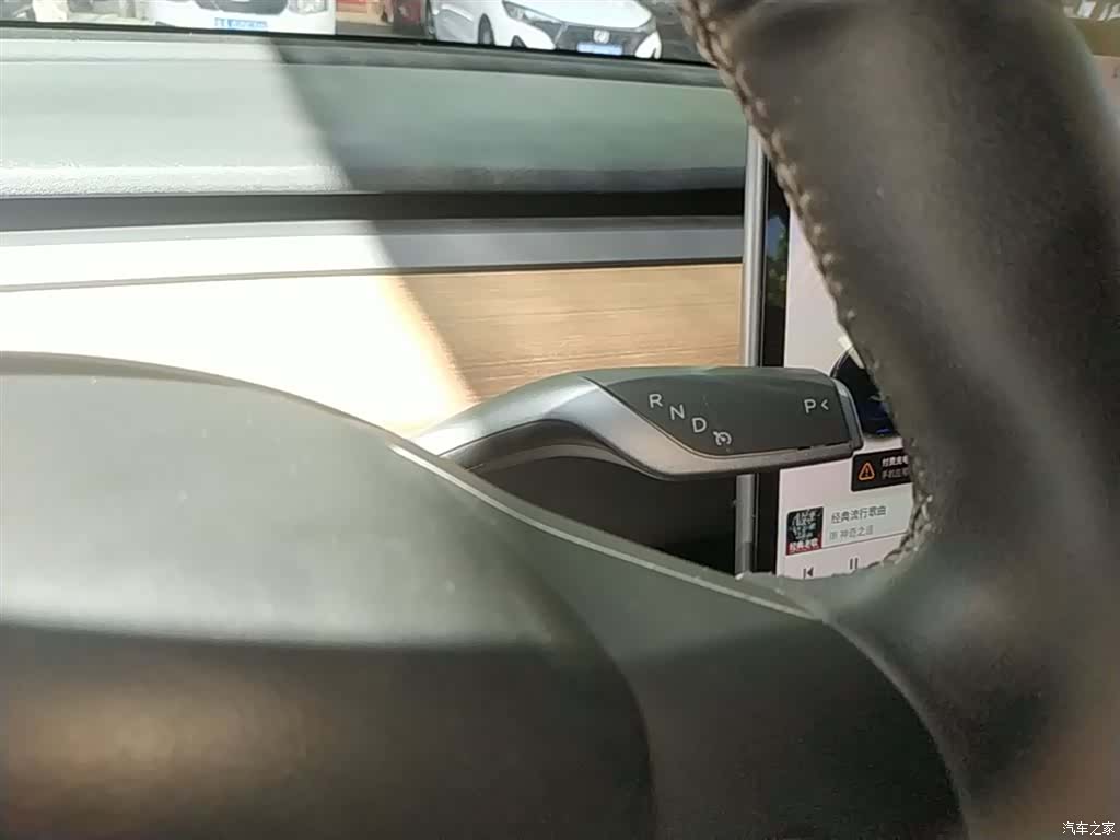 Tesla Model 3, 2020 14
