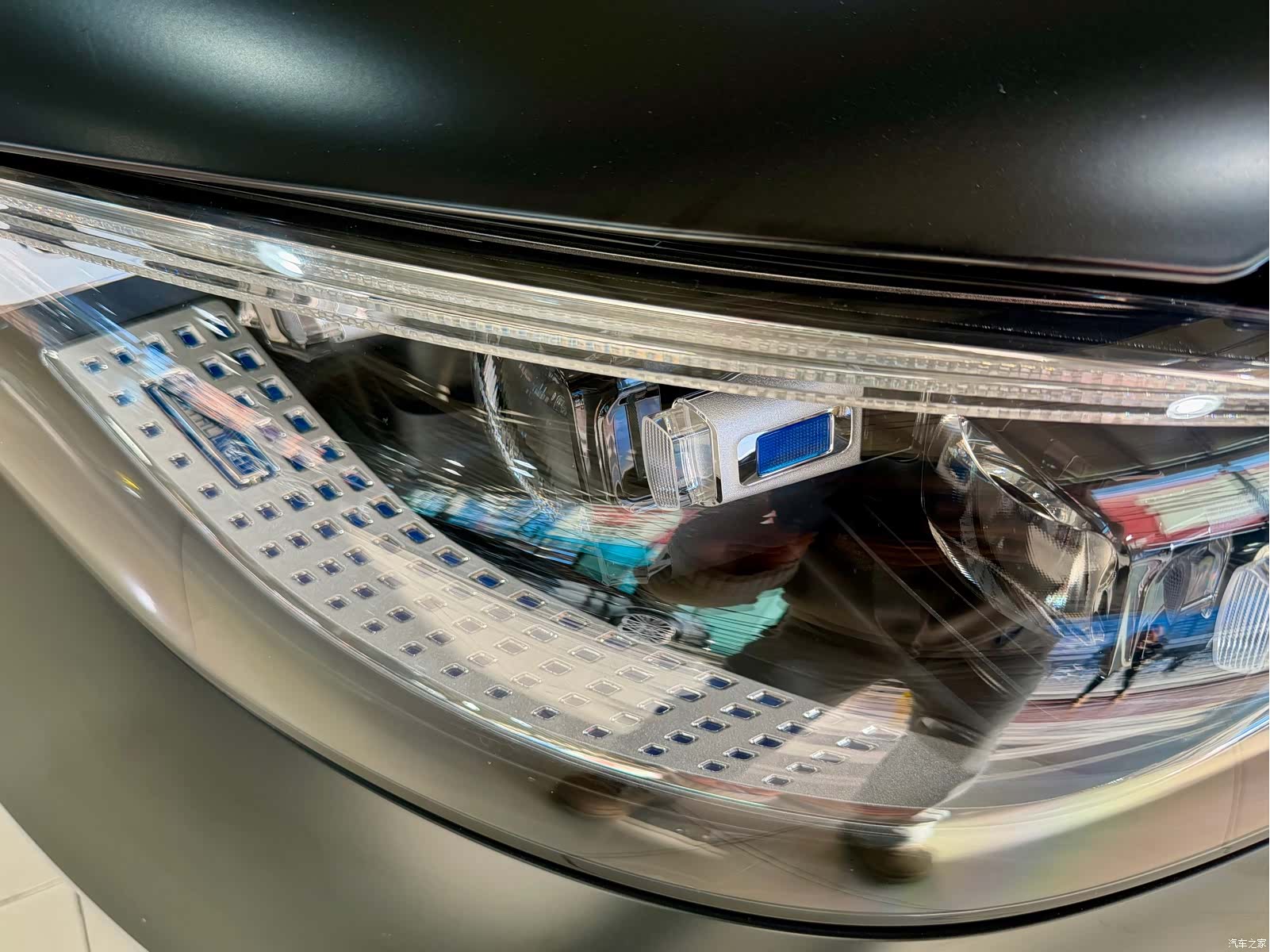 Maybach S-Class, 2023 4