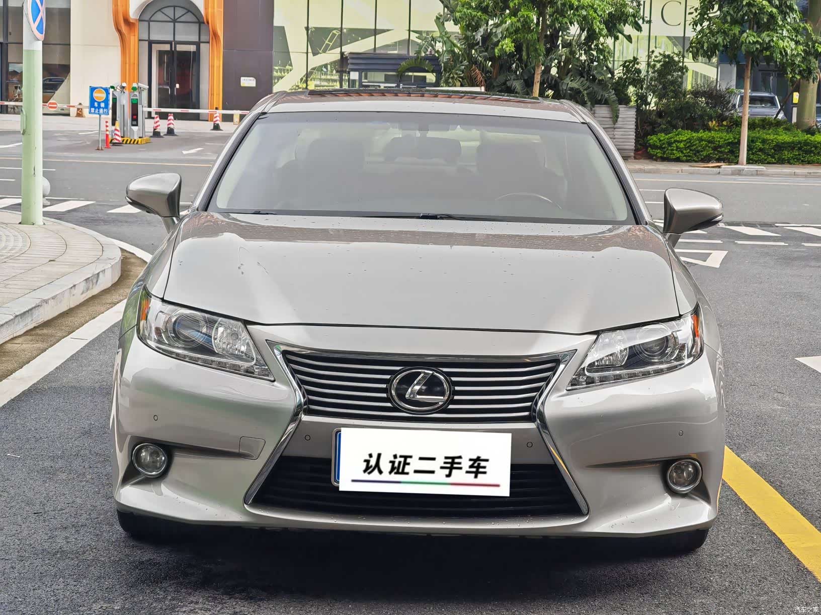 Lexus ES, 2014 2