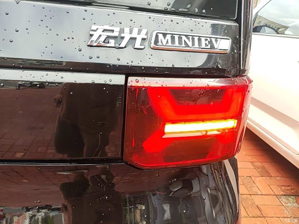 Wuling MINIEV, 2022 8