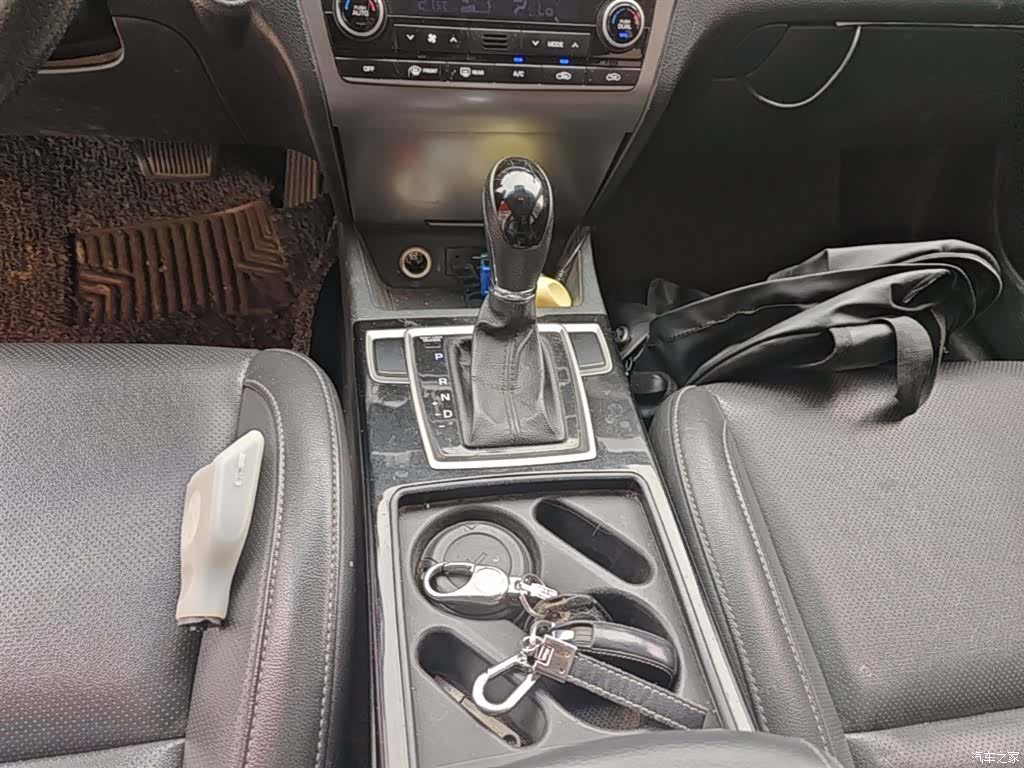 Hyundai GLS, 2015 14