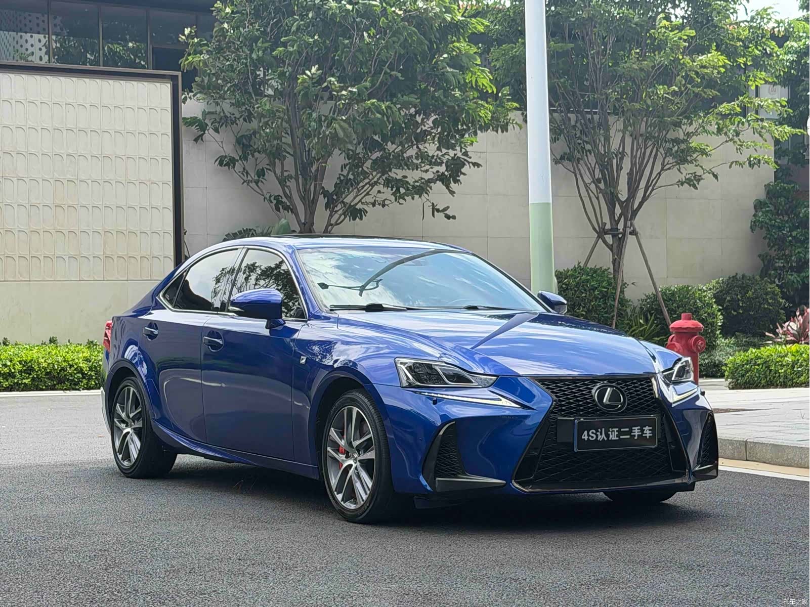 Lexus IS, 2018 2