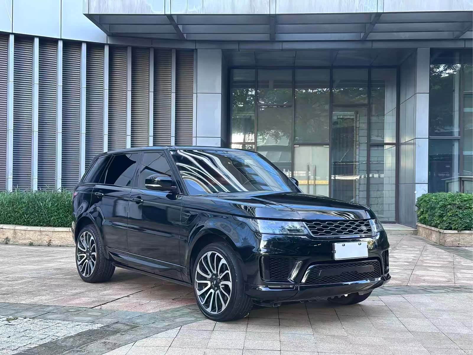 Land Rover Range Rover, 2019 3