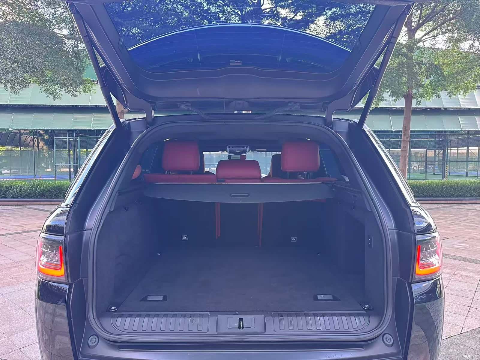 Land Rover Range Rover, 2019 18