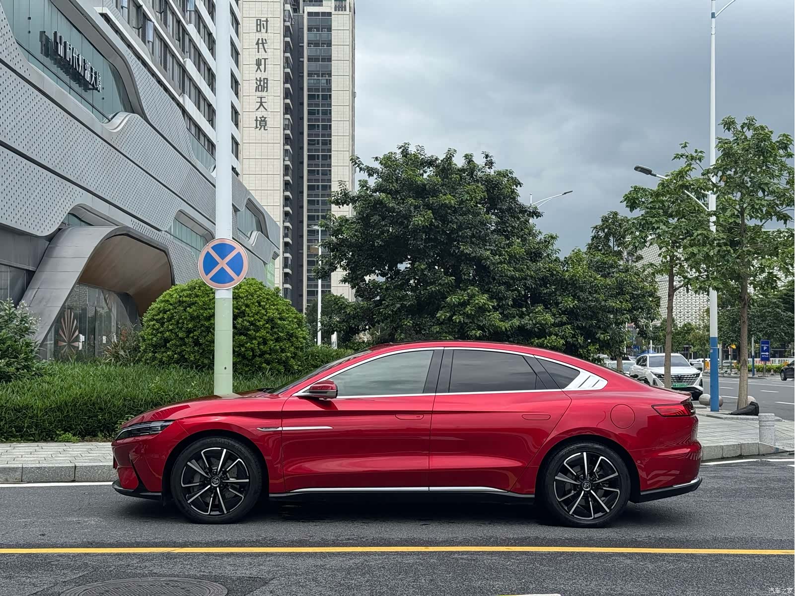 BYD Han, 2021 8