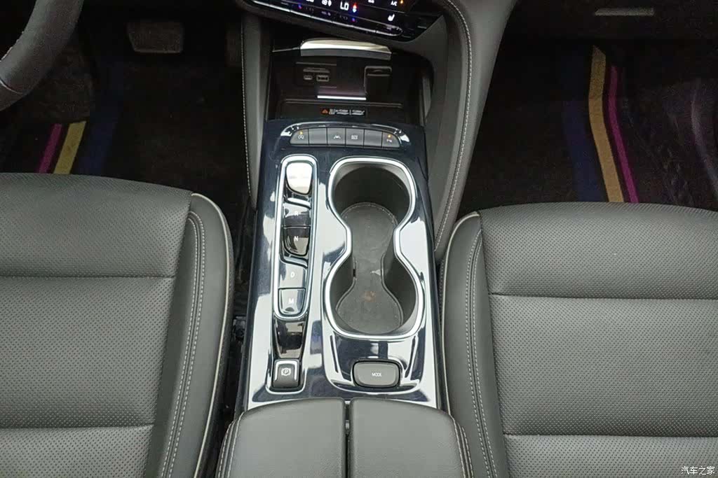 Buick Envision Plus, 2022 16