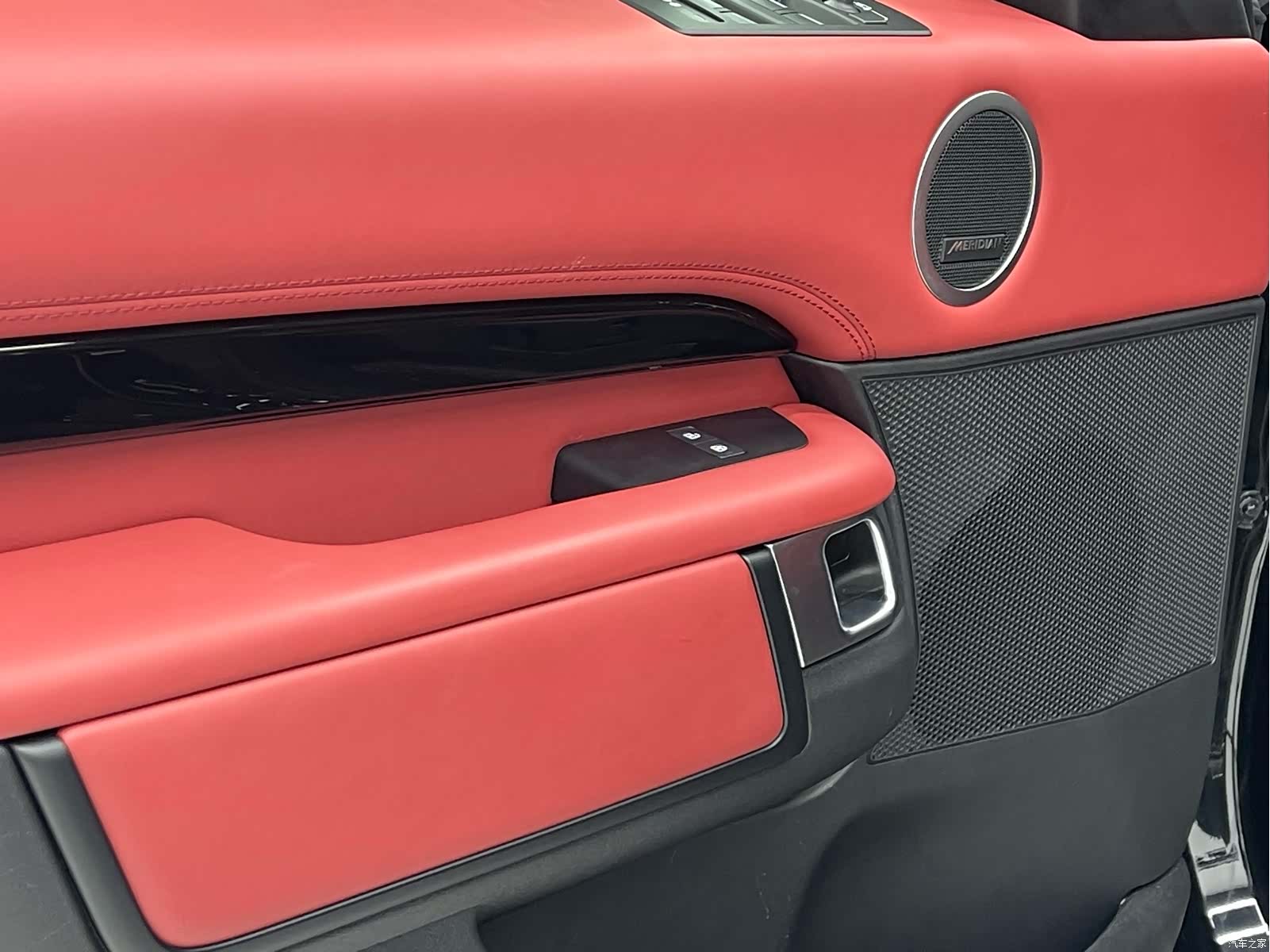 Land Rover Discovery, 2024 12