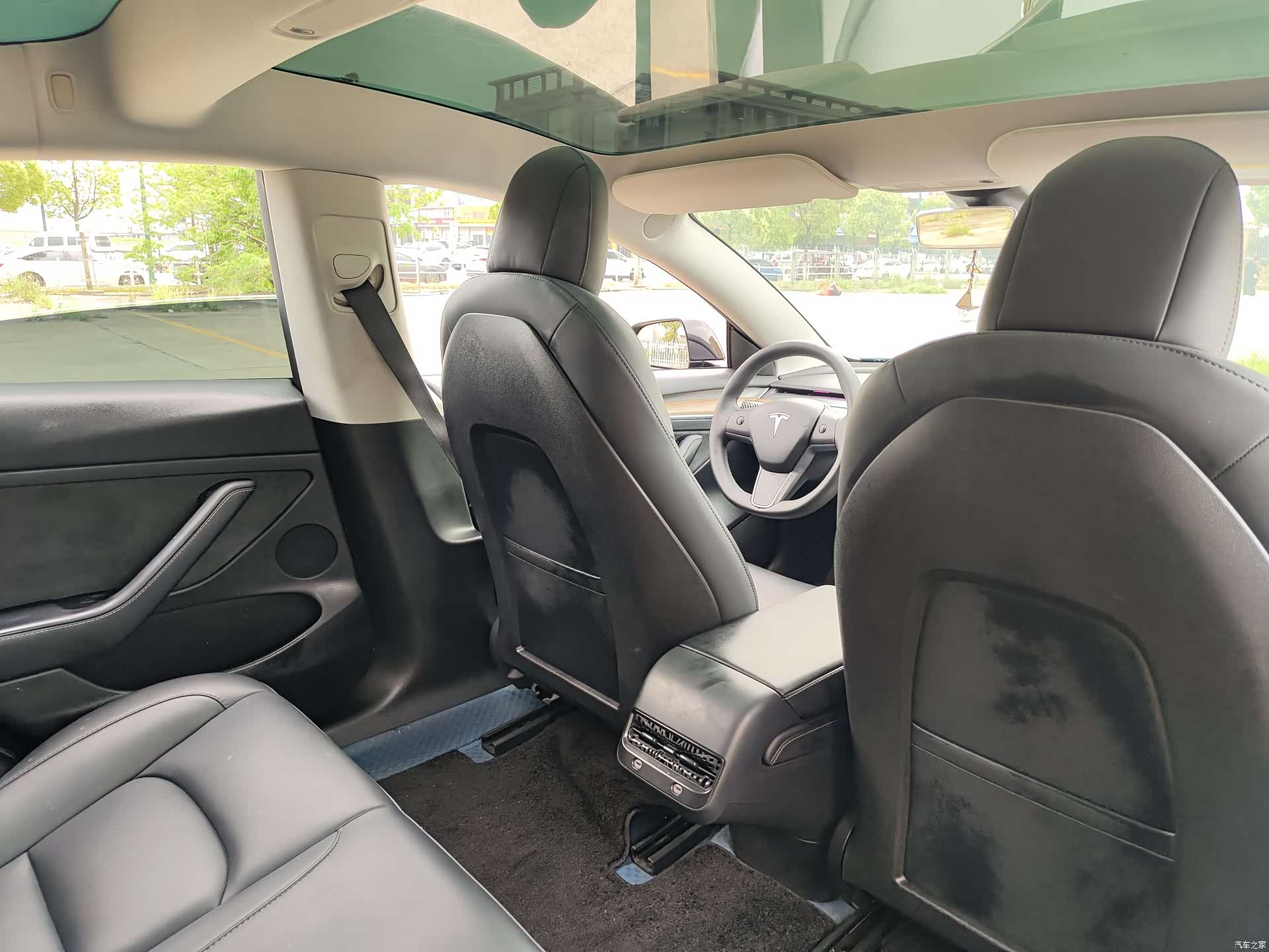 Tesla Model 3, 2022 16