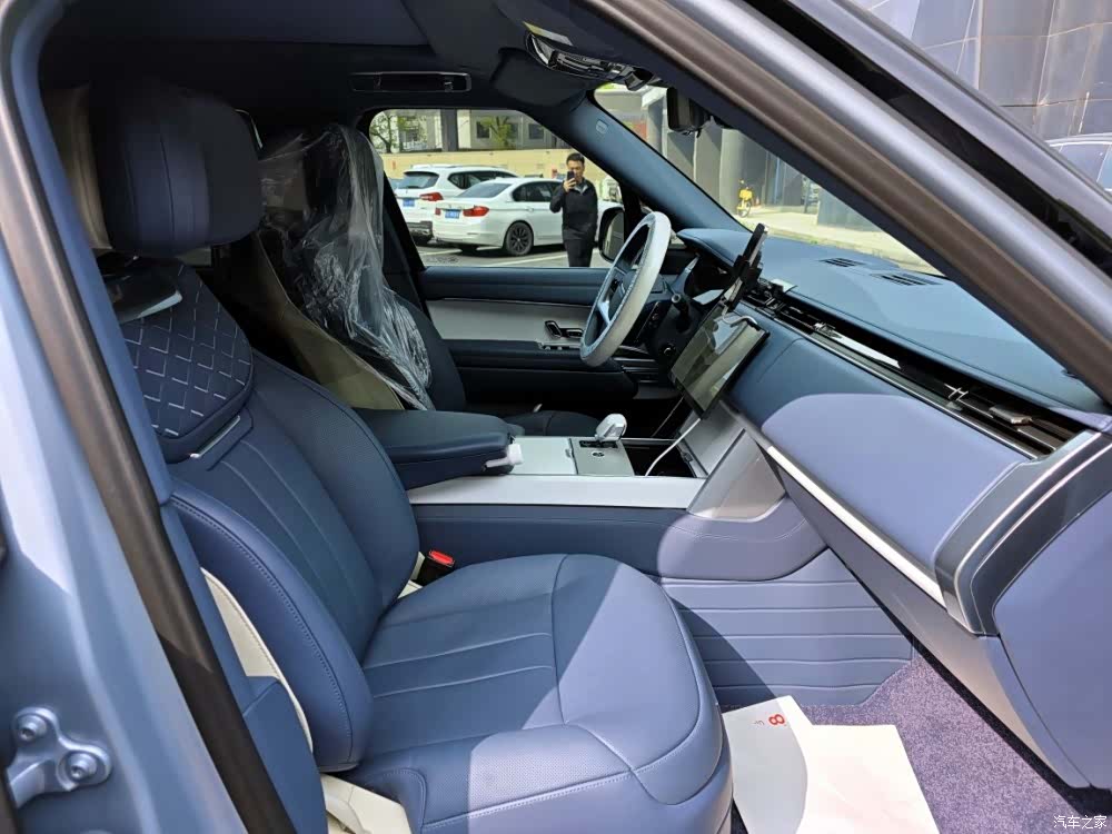 Land Rover Range Rover, 2025 10