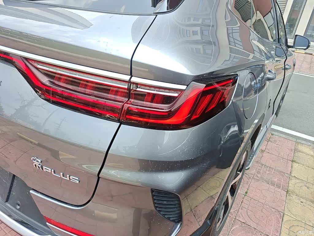 BYD Song, 2022 8