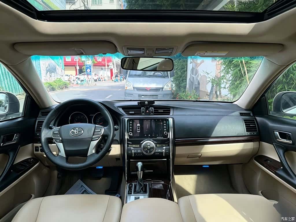 Toyota 2.5S, 2012 все фото