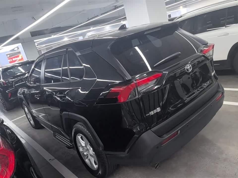 Toyota RAV4 Rongfang
