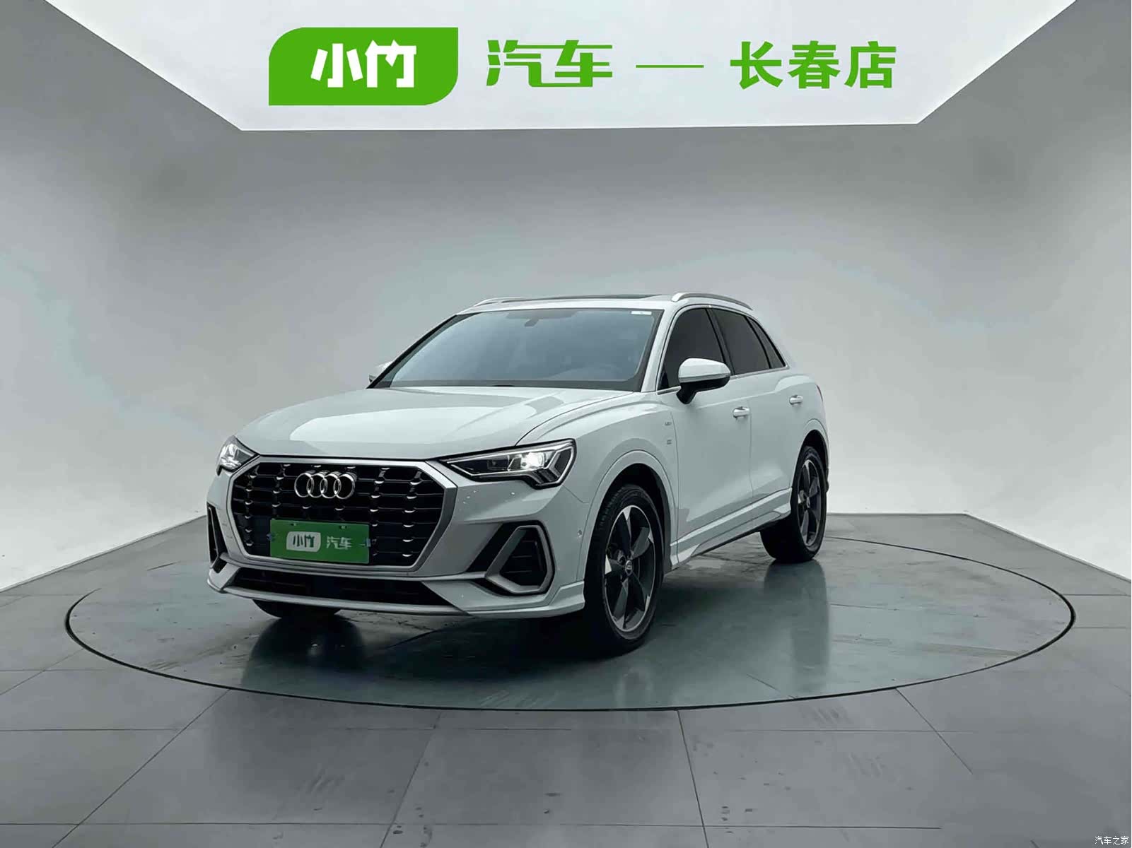 Audi Q3, 2022 1