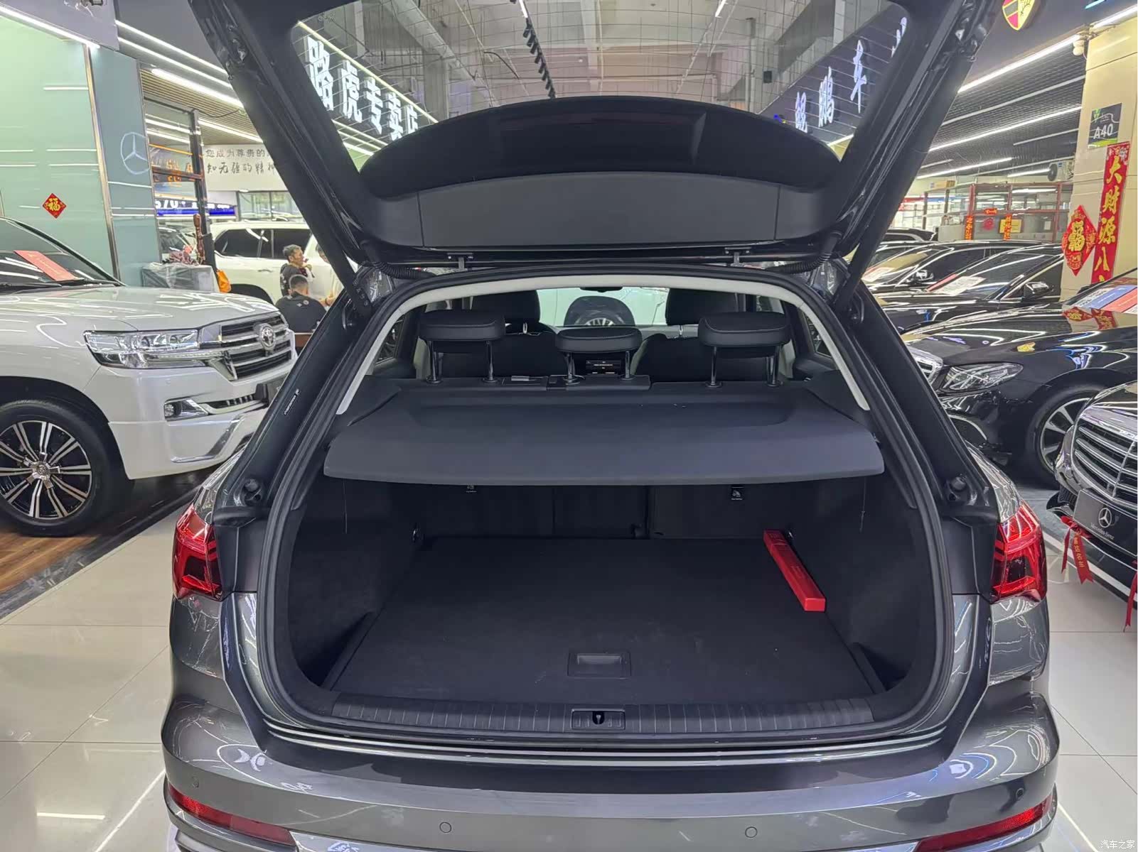 Audi Q3, 2022 14