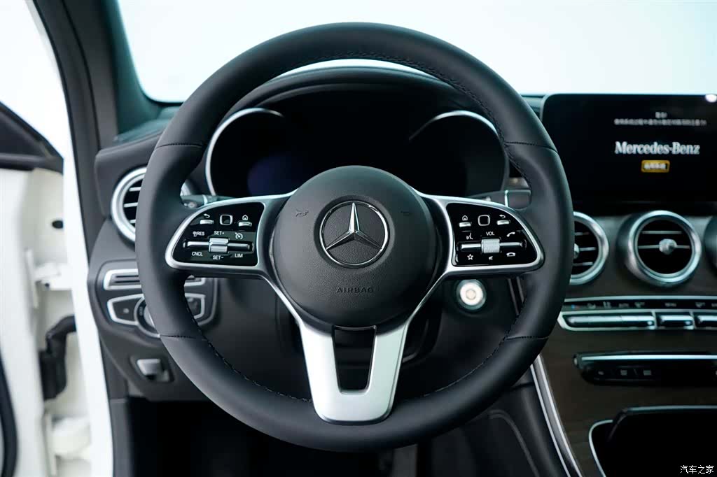 Mercedes-Benz GLC, 2019 6