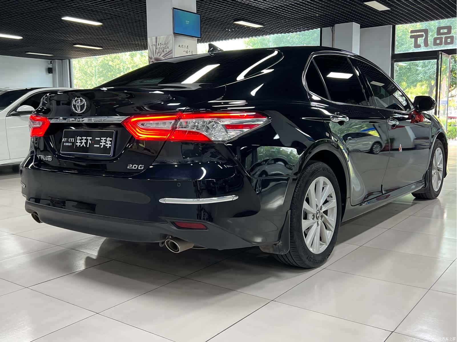 Toyota Camry, 2023 6