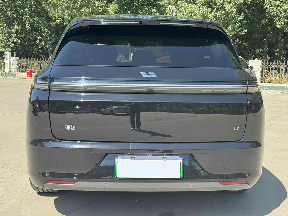 Li Auto Ideal L7