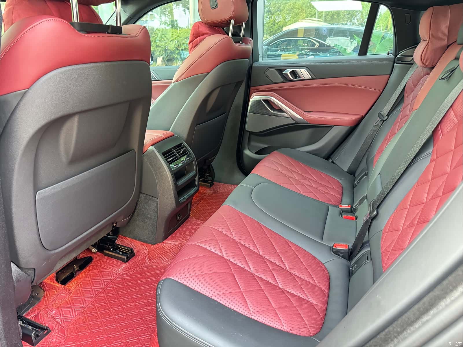 BMW X6, 2024 18