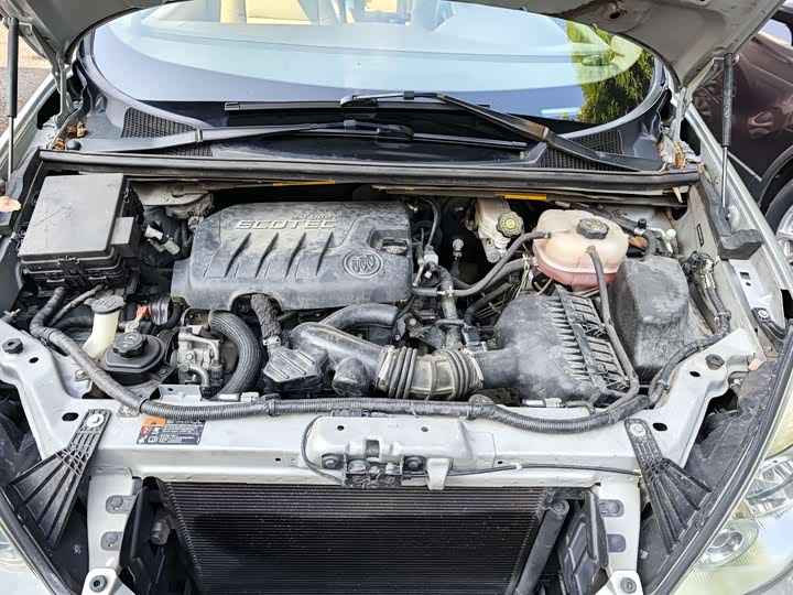 Buick GL8 2014 2.4L jing dian ban