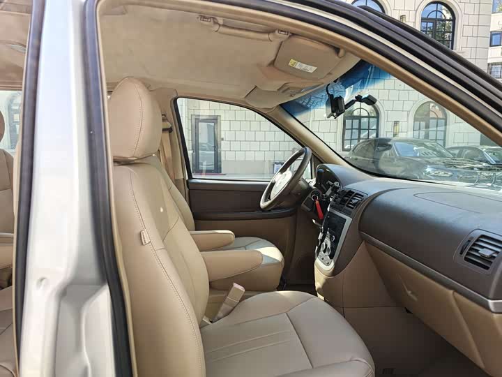 Buick GL8 2014 2.4L jing dian ban