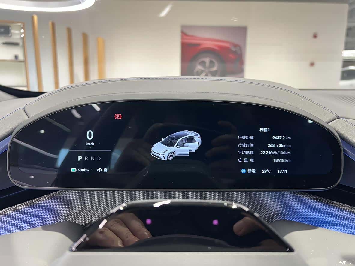 Zeekr 001, 2025 14