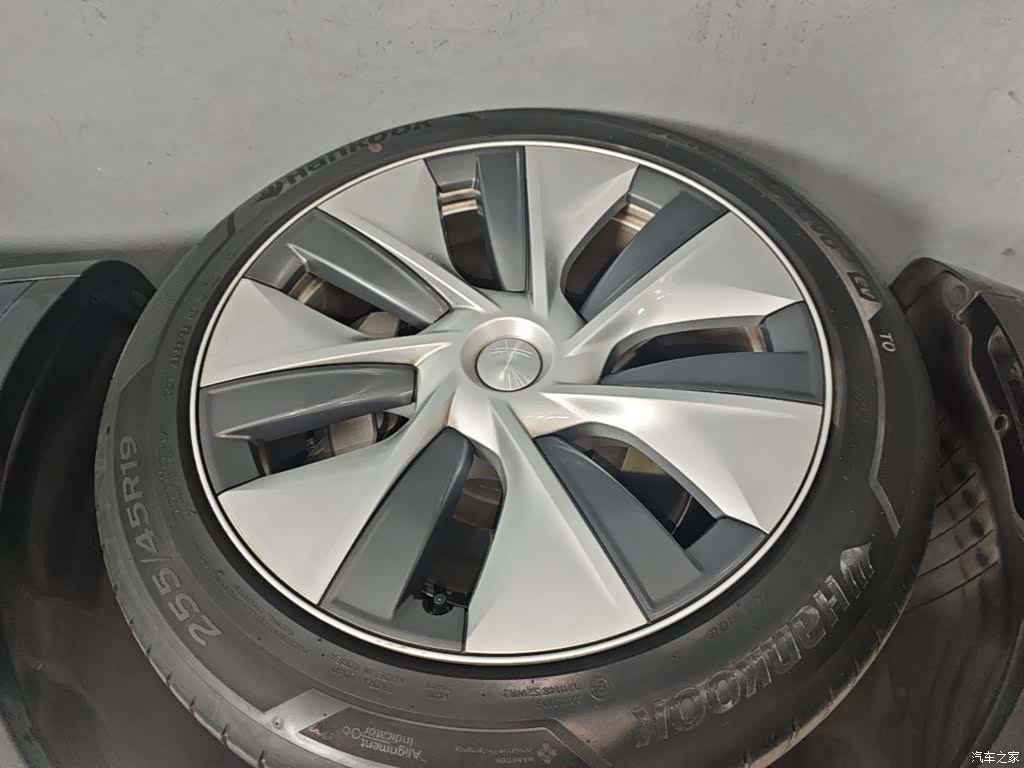 Tesla Model Y, 2021 23