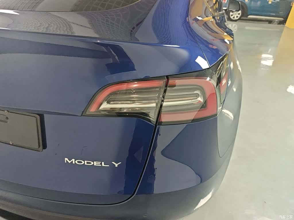 Tesla Model Y, 2021 8