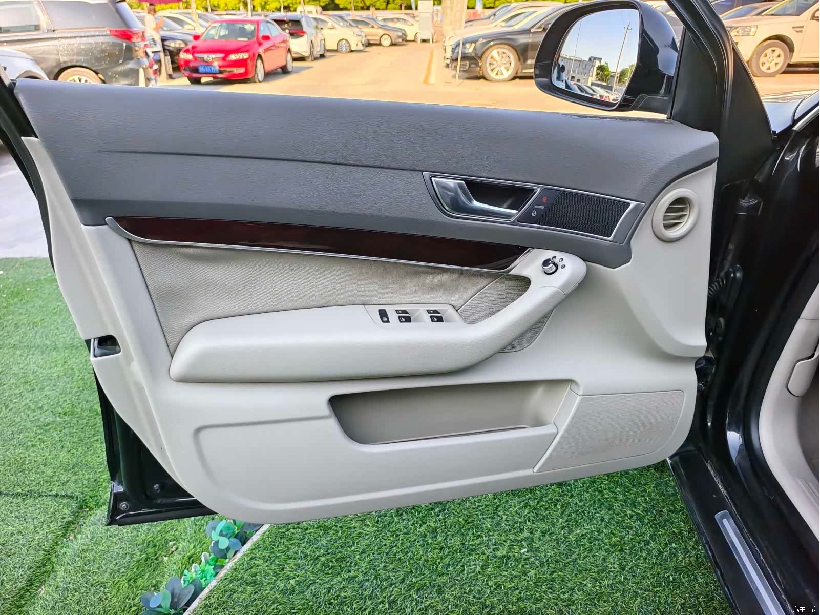 Audi A6L, 2012 4