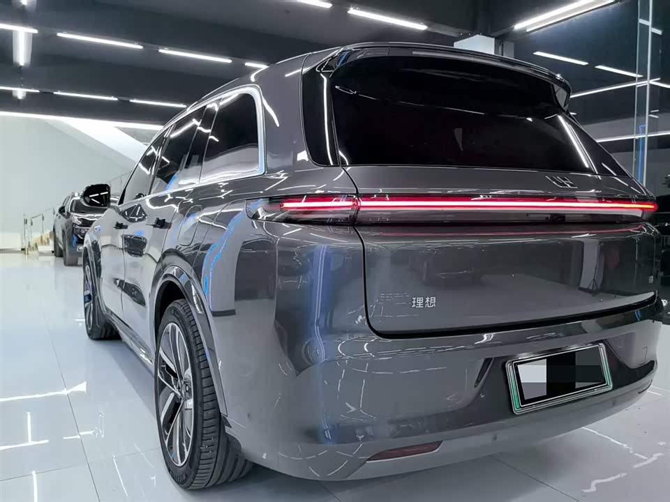 Li Auto Ideal L8