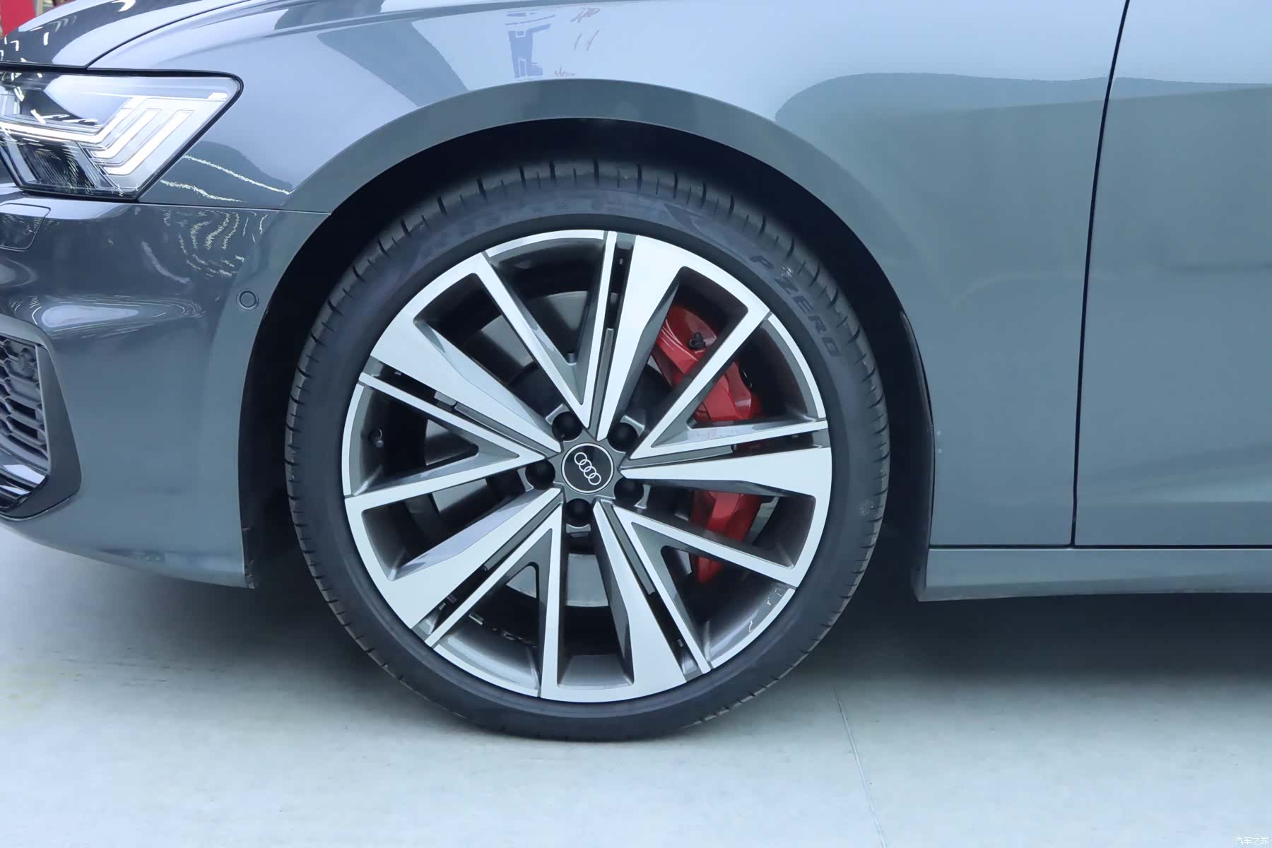 Audi S6, 2023 4