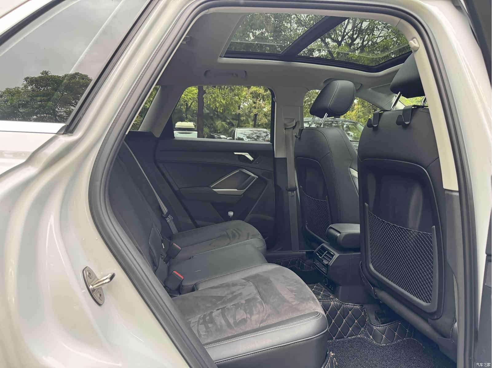 Audi Q3, 2023 11