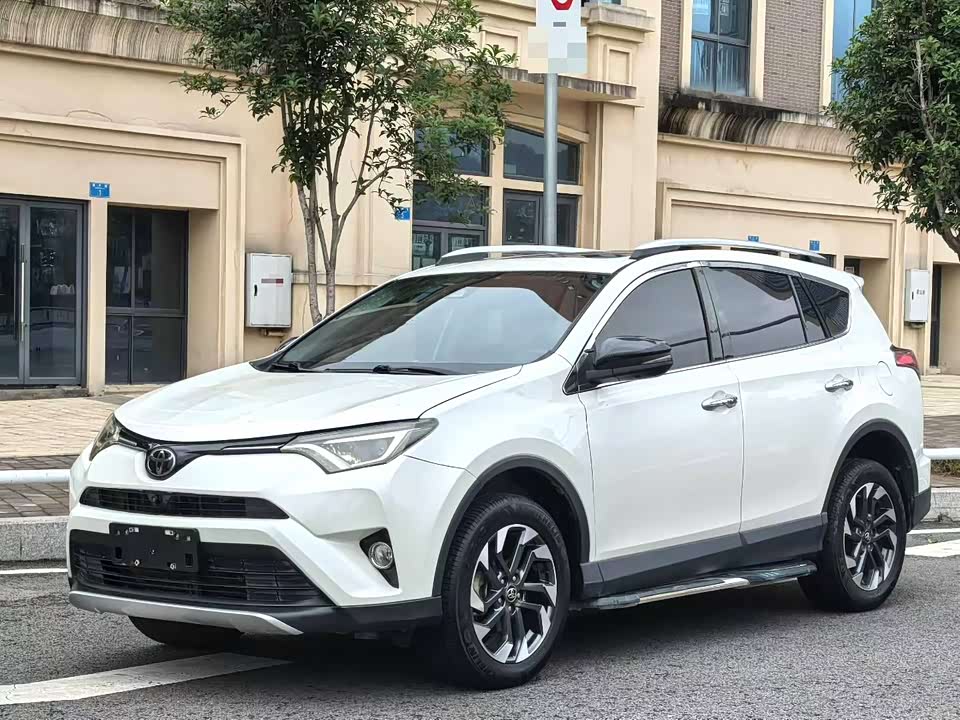 Toyota RAV4 Rongfang
