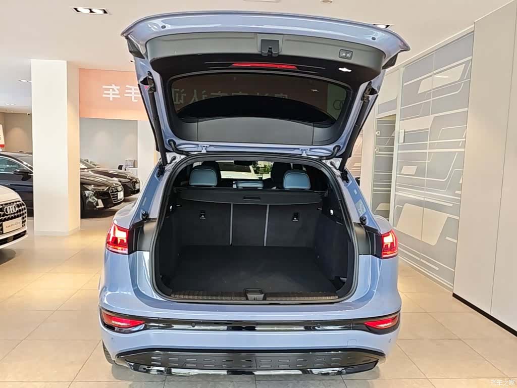 Audi e-tron, 2025 19
