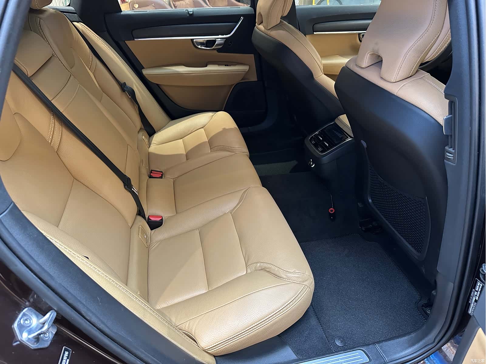 Volvo V90, 2019 11