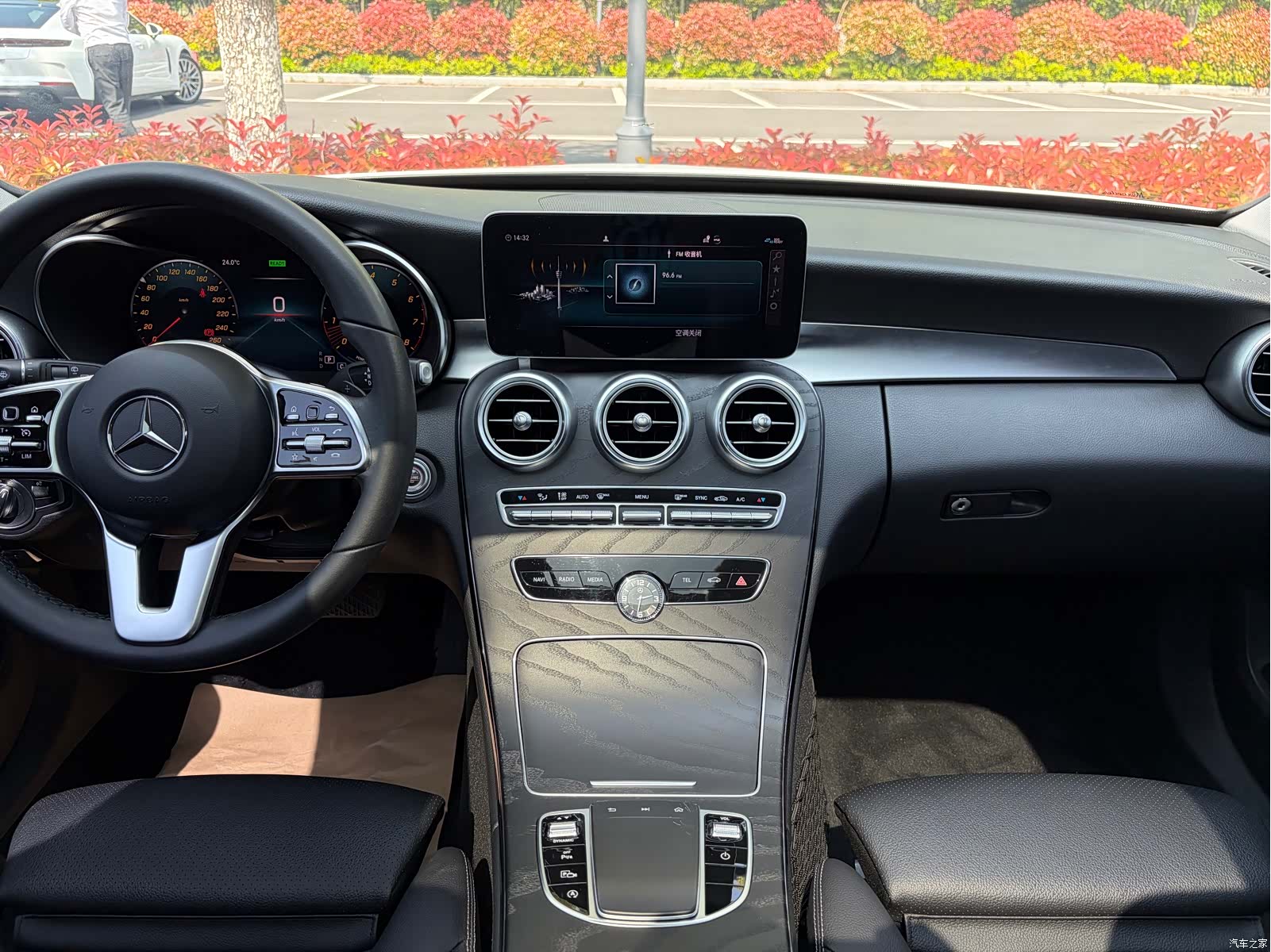 Mercedes-Benz C-Class, 2020 17