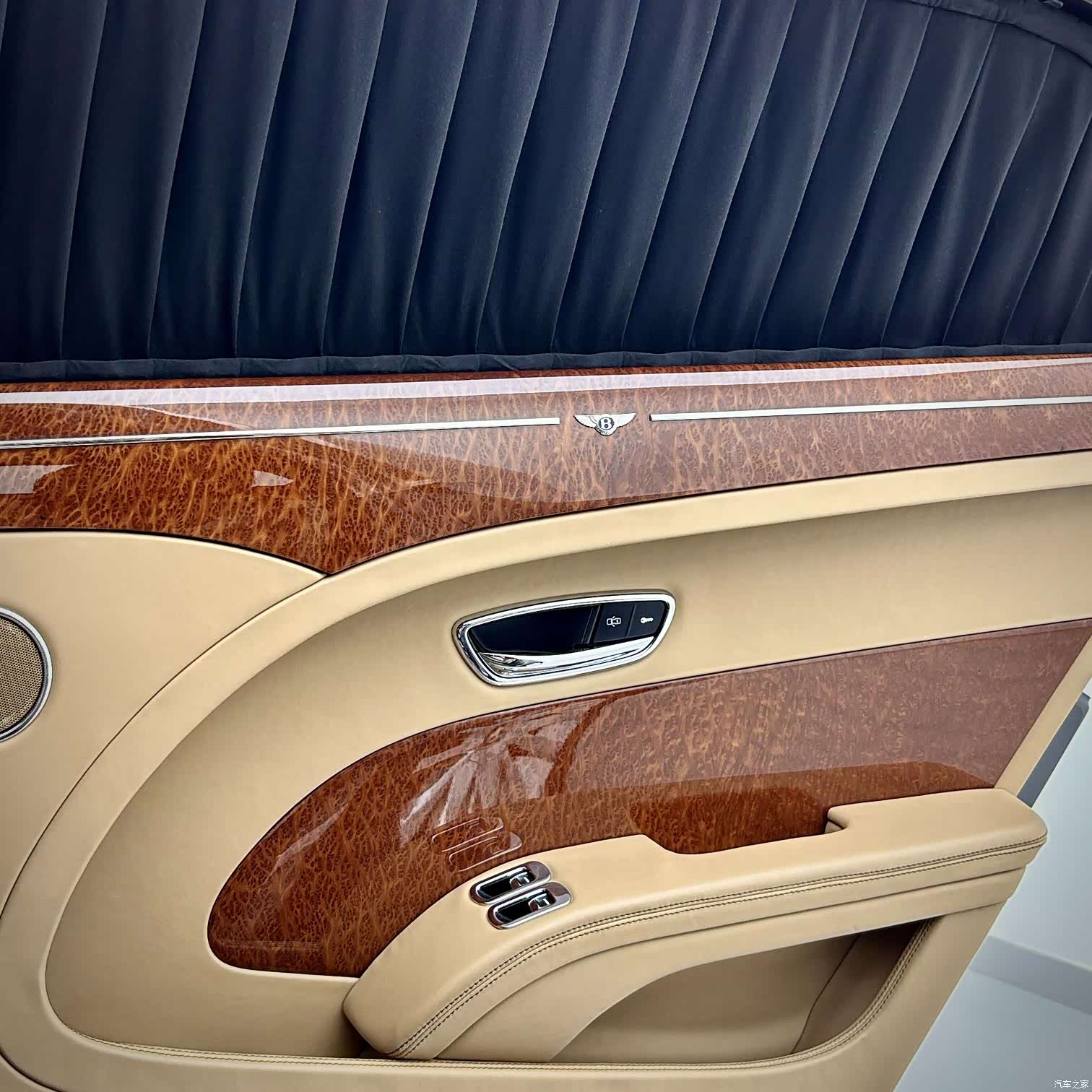 Bentley Mulsanne, 2018 9