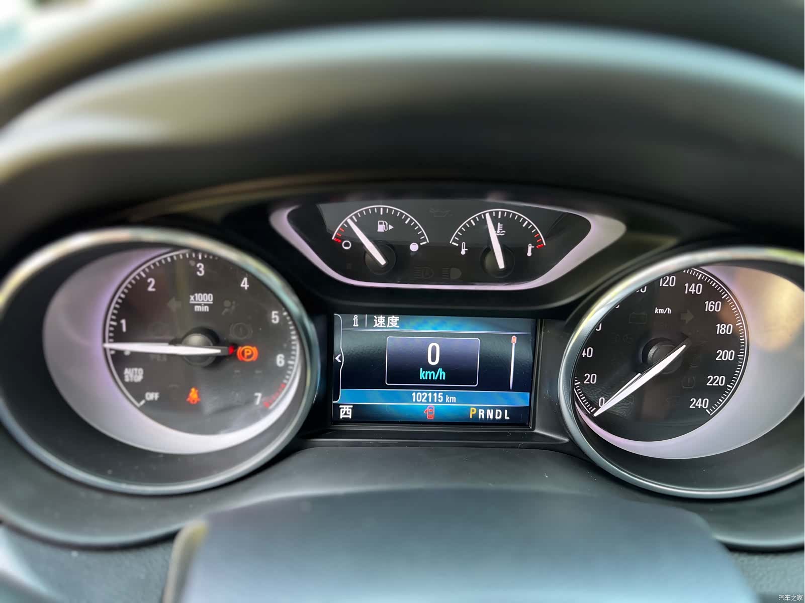 Buick Envision Plus, 2018 12