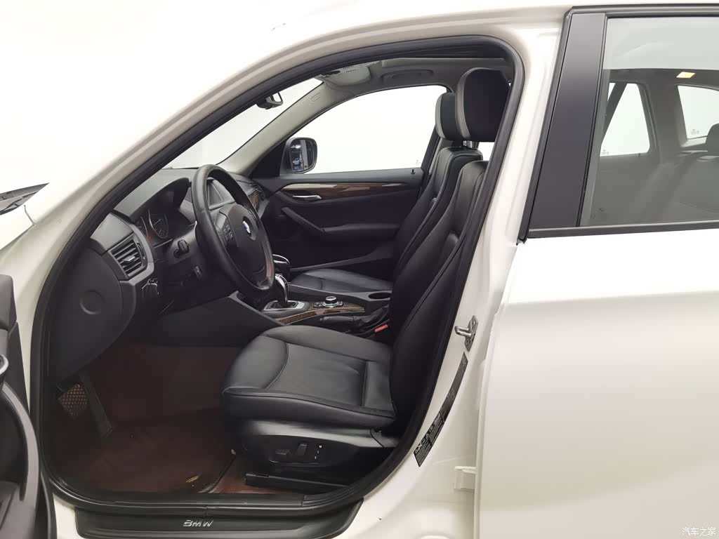 BMW X1, 2012 10
