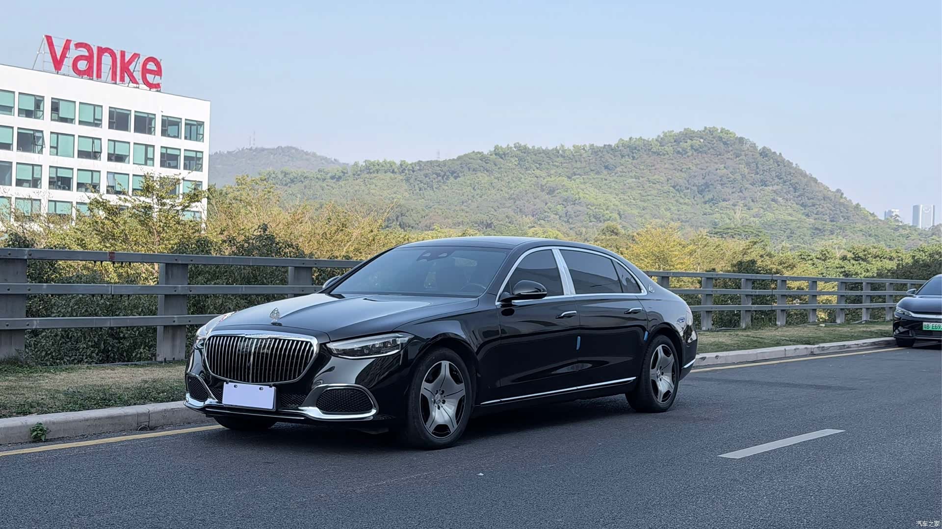 Maybach S-Class, 2022 1