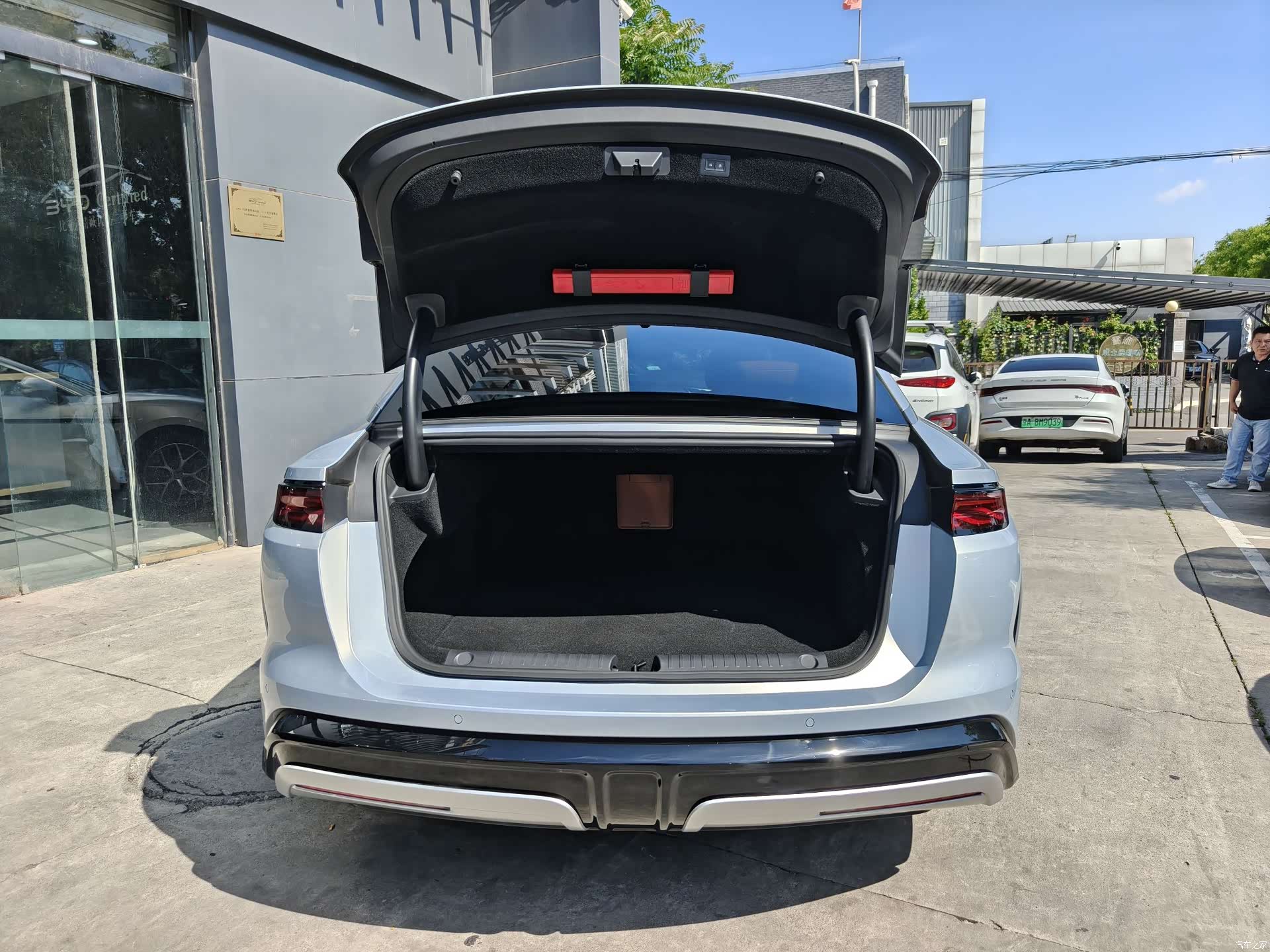 BYD Han, 2025 21