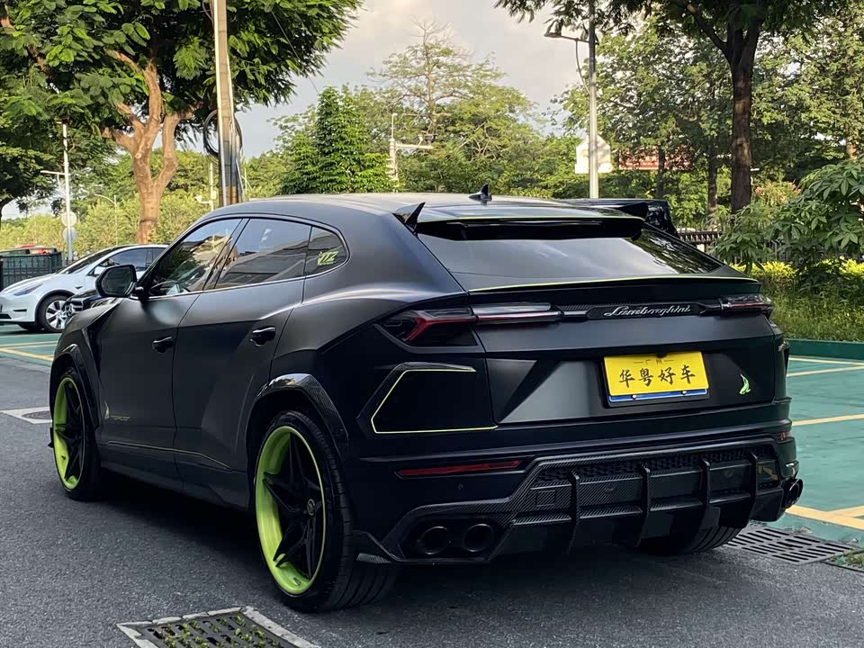 Lamborghini Urus